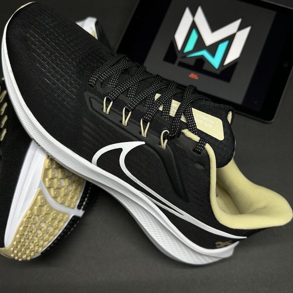 nike saints tennis shoes